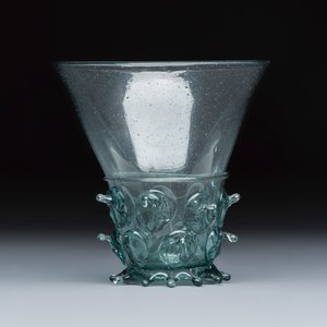 A bluish-green tinted berkemeyer — foto 2