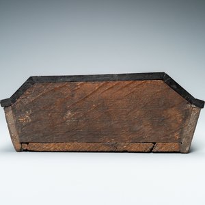 A boxwood relief panel depicting 'Cheaters playing cards' in an ebony and oak frame, monogrammed DLC, 19th C. — photo 7