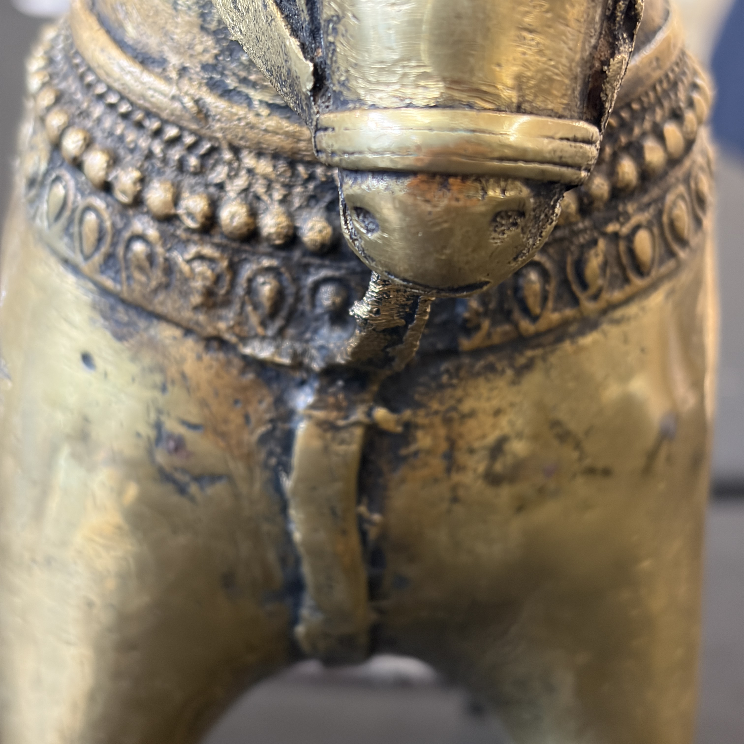 A brass horse on wheels — photo 15