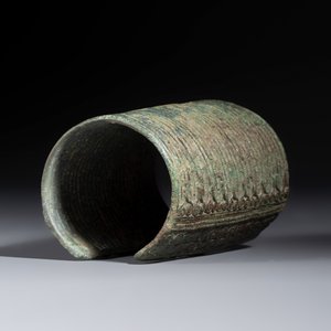 A bronze bracelet — photo 1