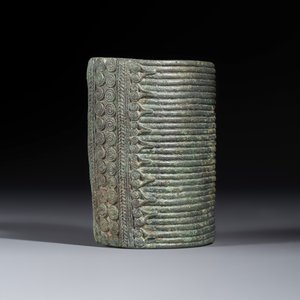 A bronze bracelet — photo 2