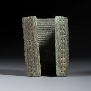 A bronze bracelet — photo 5