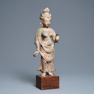 A bronze figure of a deity, Southeast Asia, 18/19th C. — photo 1
