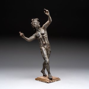 A bronze 'Grand Tour' figure of 'The Dancing Faun of Pompeii', Italy, 19th C. — photo 1