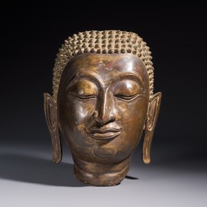 A bronze head of Buddha, Thailand, probably Ayutthaya period, 16/17th C. — photo 2