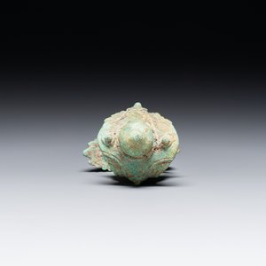 A bronze Khmer Bayon-style hanging hook from a palanquin, Angkor period, 12/13th C. — photo 8