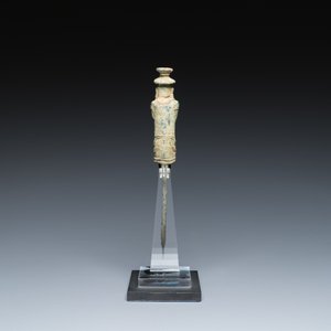 A bronze Khmer dagger, Cambodia, probably Angkor period, 12th C. — 照片 4