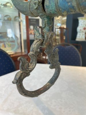 A bronze Khmer palanquin fitting, Cambodia or Thailand, probably Angkor period, 13th C. — foto 7