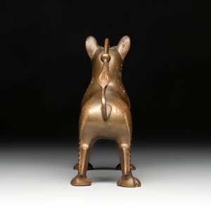 A bronze lion-form aquamanile and two rooster-form aquamanilia, one chromed, Germany, 19th C. — 照片 12
