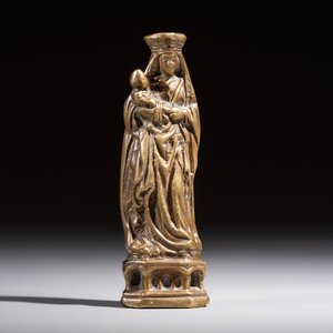 A bronze Madonna with Child, The Netherlands, possibly Utrecht, first half 16th C. — foto 2