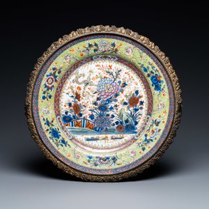 A bronze-mounted clobbered Chinese dish, Kangxi — photo 1