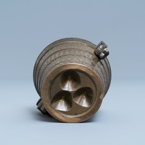 A bronze nest of weights, Nuremberg, Germany, 17th C. — photo 7