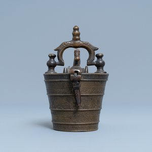 A bronze nest of weights, Nuremberg, Germany, 17th C. — photo 2