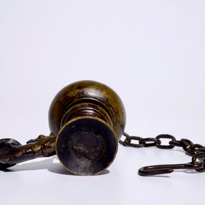 A bronze oil lamp, Tibet, 19/20th C. — 照片 6