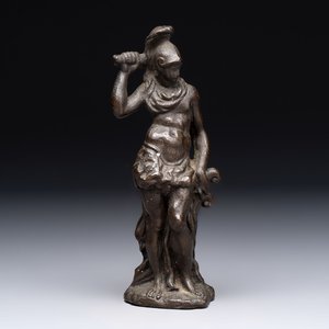 A bronze sculpture of a classical hero, probably Theseus, Italy, 16/17th C. — foto 1