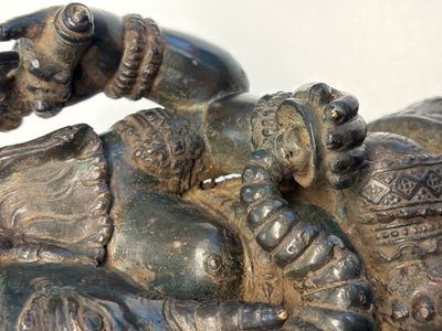 A bronze sculpture of Ganesh, 20th C. — photo 9