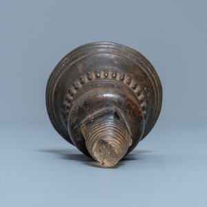A bronze stupa with rock crystal yasti, Tibet, 18th C. — photo 5