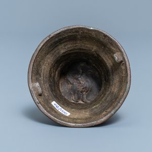 A bronze stupa with rock crystal yasti, Tibet, 18th C. — photo 6
