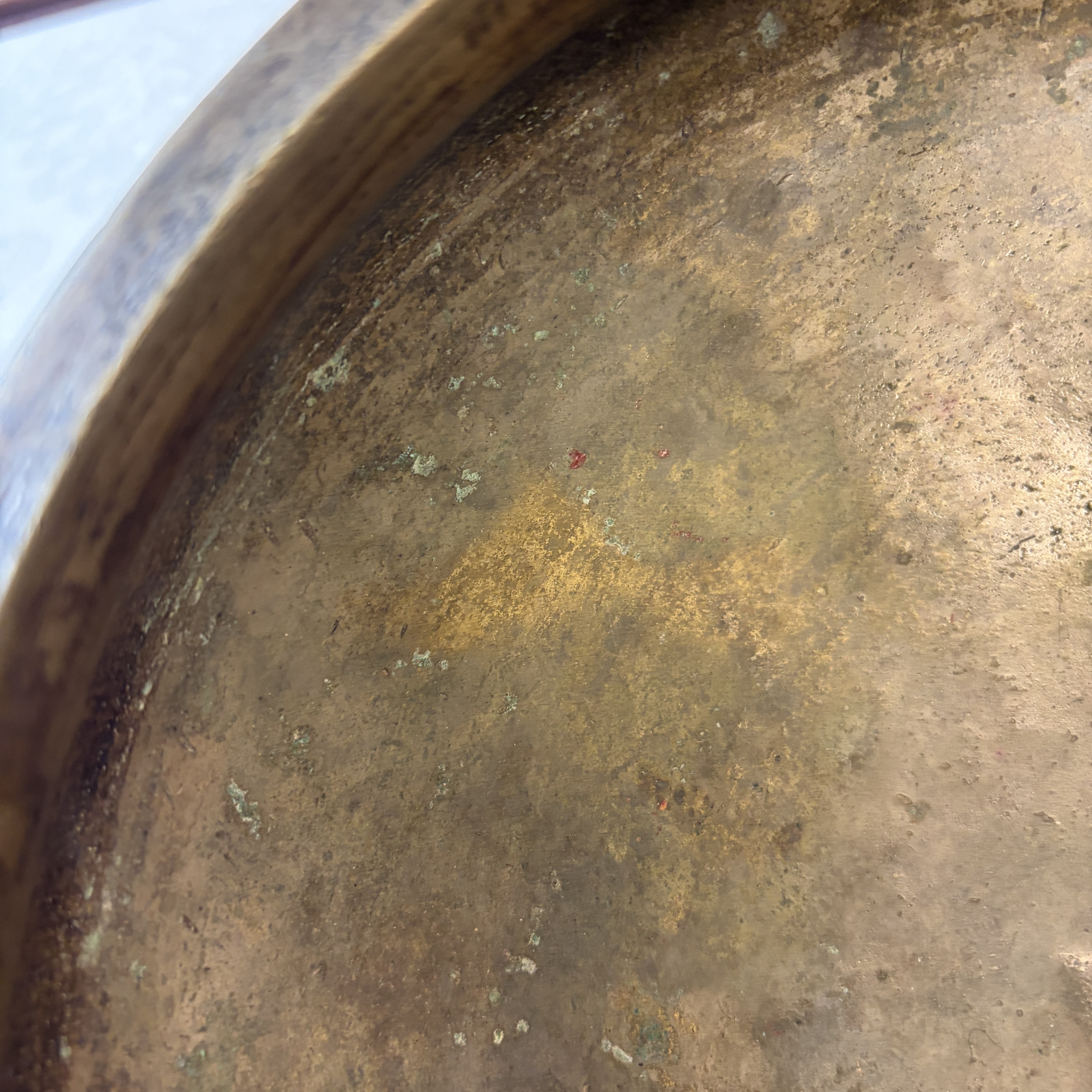 A bronze temple bowl or 'Urli' — photo 4