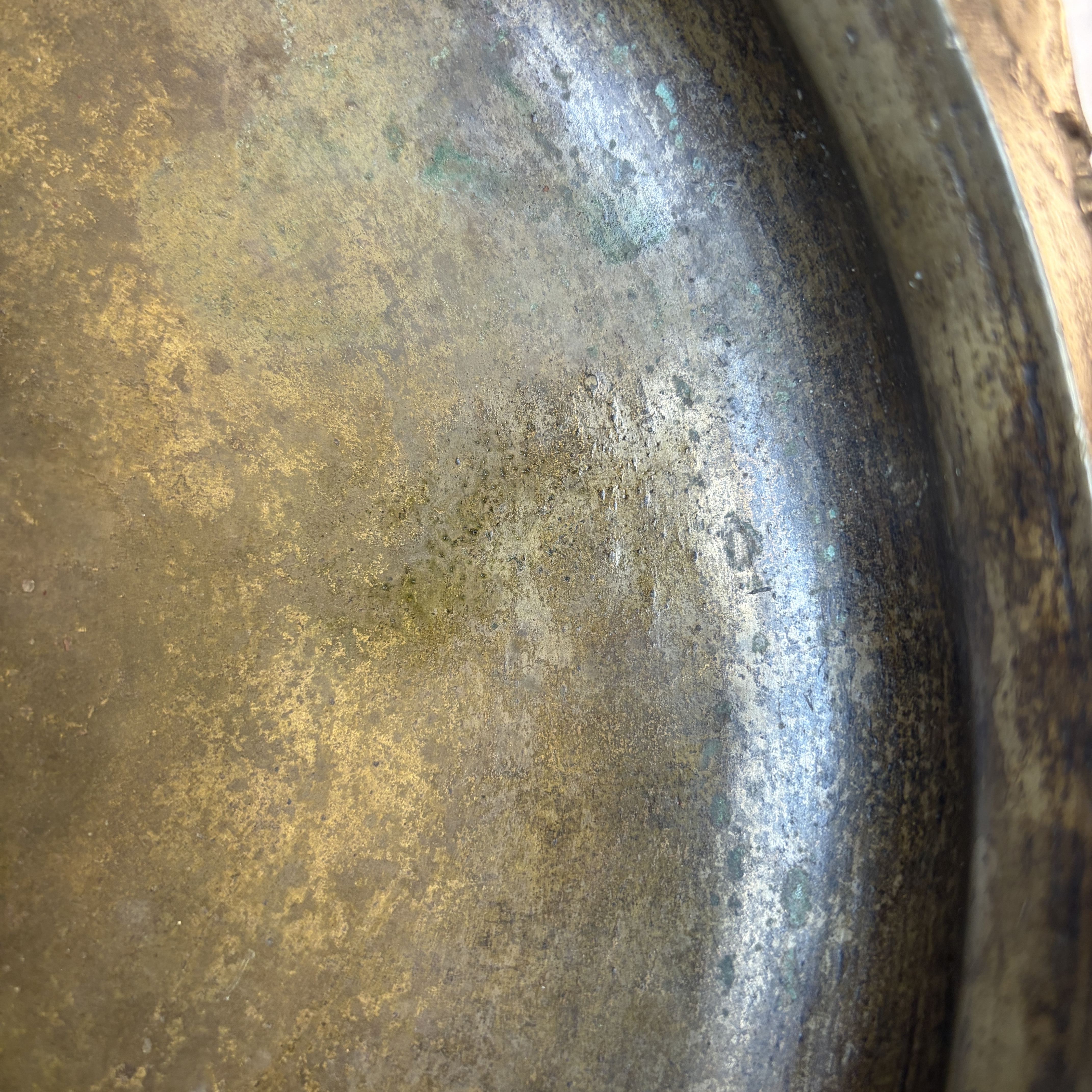 A bronze temple bowl or 'Urli' — photo 3