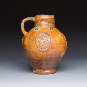A brown-glazed stoneware jug with the arms of Van Stepradt — photo 4