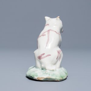 A Brussels faience model of a cat, 18th C. — 照片 5