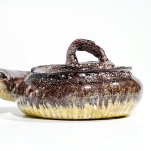A Brussels faience pike tureen and cover, 18th C. — photo 2