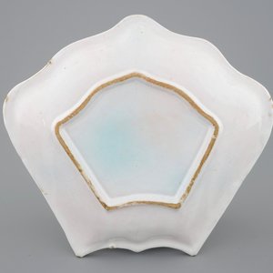 A Brussels faience plate, part of a rice table dish, 18th C. — photo 2