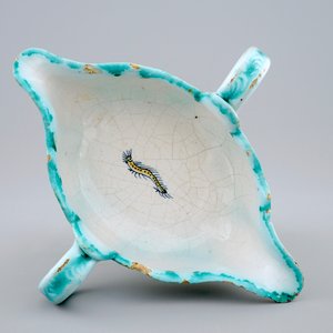 A Brussels faience sauce boat with butterflies and caterpillars, 18th C. — 照片 6