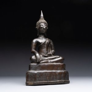 A Burmese bronze Buddha, 17/18th C. — 照片 5