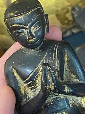 A Burmese bronze Shan Buddha with traces of gilt, 16/17th C. — photo 7