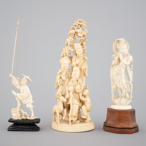A carved Chinese ivory group of 3 Immortals, a fisherman and two needle cases, with an Indian carved ivory goddess, 19th C. — photo 2