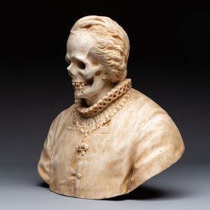 A carved marble 'Vanitas' or 'Memento Mori' bust, Italy, 18/19th C. — foto 2