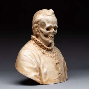 A carved marble 'Vanitas' or 'Memento Mori' bust, Italy, 18/19th C. — foto 5