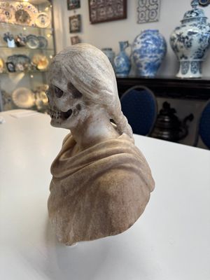 A carved marble 'Vanitas' or 'Memento Mori' bust, Italy, 18th C. — photo 5