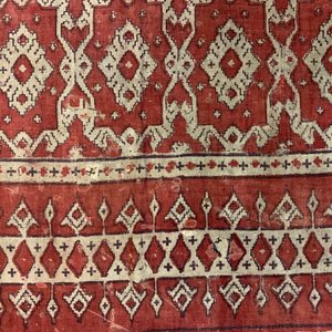 A ceremonial patola ikat sari for the Indonesian market with East India Company-stamps, Gujarat, India, 17th C. — photo 33
