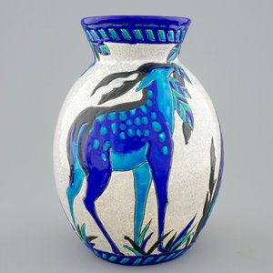 A Charles Catteau crackle glazed vase with deers for Boch Kéramis, 1st half 20th C. — photo 3