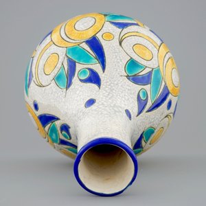 A Charles Catteau crackle glazed vase with floral decoration for Boch Kéramis, 1st half 20th C. — 照片 6