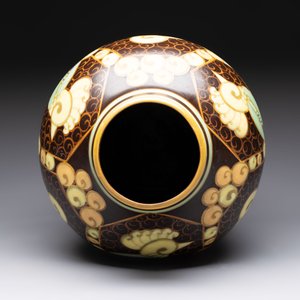 A Charles Catteau for Boch Kéramis 'Parrots' vase, 20th C. — 照片 5