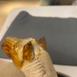 A Chinese amber- and cream-glazed pottery model of a horse, Tang — photo 10