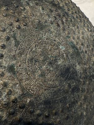A Chinese archaic bronze food vessel and cover with 'Leiwen' and bosses design, 'Dou 豆', Eastern Zhou — 照片 13