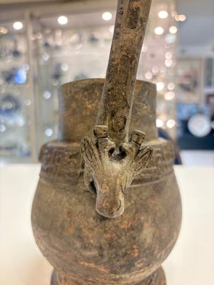 A Chinese archaic bronze food vessel, 'you 卣', Western Zhou — photo 11