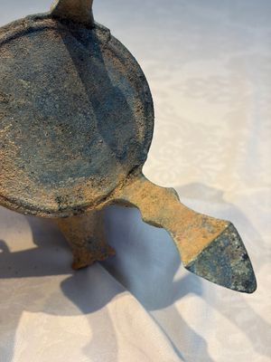 A Chinese archaic bronze food warming vessel, 'Jiao Dou 鐎斗', Han — foto 13