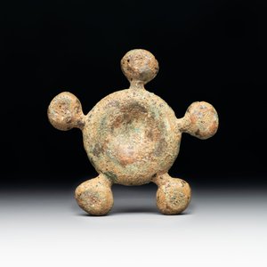 A Chinese archaic bronze horse bell ornament, Western Zhou — photo 2