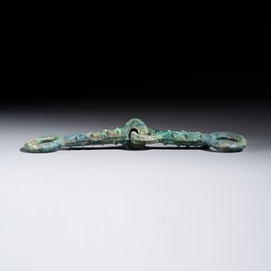 A Chinese archaic bronze horse bit — photo 4