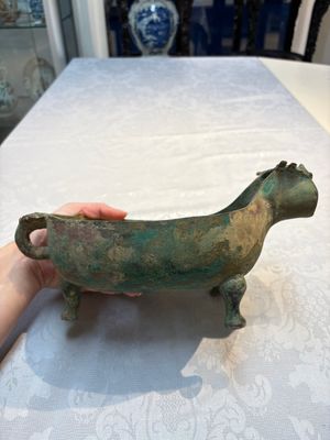 A Chinese archaic bronze pouring vessel, Yi 匜, Warring States period/Han — foto 3