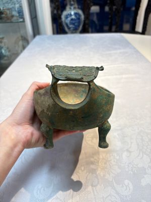 A Chinese archaic bronze pouring vessel, Yi 匜, Warring States period/Han — foto 5