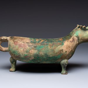 A Chinese archaic bronze pouring vessel, Yi 匜, Warring States period/Han — foto 4