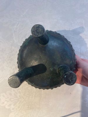 A Chinese archaic bronze ritual tripod food vessel, 'ding 鼎', Western Zhou — foto 17