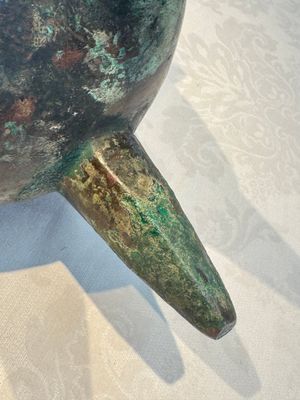 A Chinese archaic bronze ritual tripod food vessel, 'Li 鬲', early Shang — photo 13